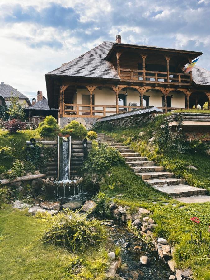 Отель Glodeanca Экстерьер фото